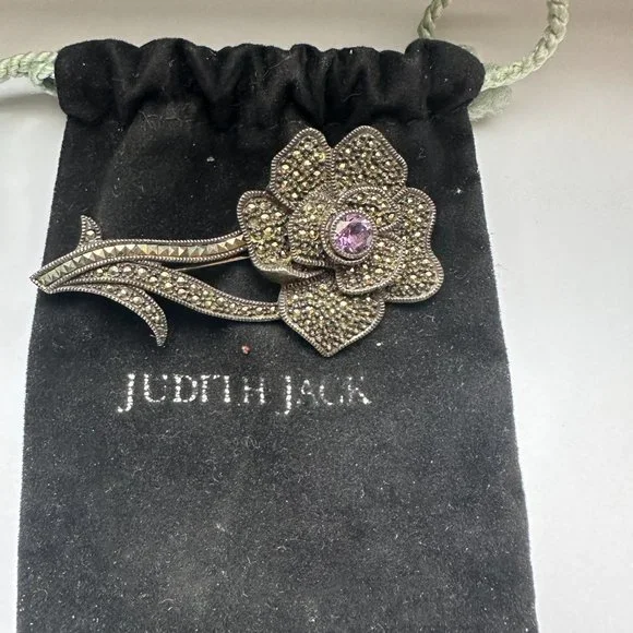 Judith Jack marcasite and sterling brooch with amethyst center. Vintage. - Picture 6 of 9